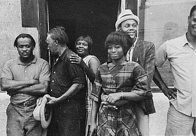 D.C. Bender, poss. Hop Wilson, Mabel Franklin, unknown woman, unknown man, poss. Lee Semien (half in picture); Houston 1967; source: Back cover of Krazy Kat KK 7434 ('Courtesy Bez Turner and Juke Blues')