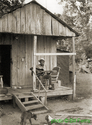 S C O T T   D U N B A R at his home in Old River Lake, Mississippi; source: Lawrence Cohn: Nothing But The Blues.- p. 291; photographer: Bill Ferris; click to enlarge!