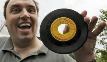 Seller Tim Schloe; source: http://www.sunrecords.com/news/a-box-of-old-records-held-treasure-a-rare-and-pricey-gem