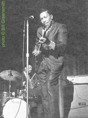 L E E   J A C K S O N, London 1970 (with Clifton James, drums)<br>; source: Blues Unlimited 135/136 (July/September 1979), p. 30; photographer: Bill Greensmith