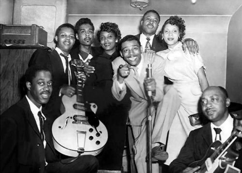 L I T T L E   W A L T E R and his Jukes at the Zanzibar Club in Chicago, IL, c. 1955/56; Fred Below, Luther Tucker, Johnny Jones, unknown female [Bill Hill's wife Mary?], Little Walter, unknown male [DJ Big Bill Hill?], unknown female [Johnny Jones' wife Letha?], Robert Jr Lockwood; source: ebay auction; photographer unknown; photoshop processed by Stefan Wirz