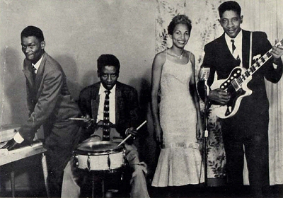 Jo Jo Williams' Blues Band, c. 1955 in Chicago, IL; left to right: Lazy Bill Lucas, Johnny Swanns, 'Miss Hi-Fi', Jo Jo Williams; source: Back cover of Philo 1007 ('courtesy Jo Jo Williams'); click to enlarge!