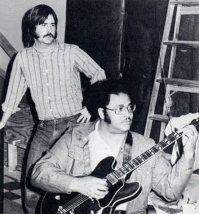 Steve Wisner & Big Guitar Red, 1975; source: back cover of Bedrock BEDLP15; photographer: Jim O'Neal; click to enlarge!