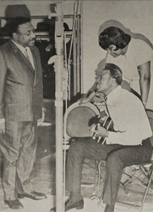Al Smith, Jimmy Reed and Mary Lee 'Mama' Reed, 1971; source: Back cover of Blues On Blues BOB 10001; photographer's name not given