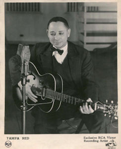 T a m p a   R E D   RCA Victor promo photo, 1940s; source: 