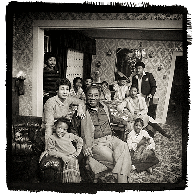 Muddy Waters with family, 1980