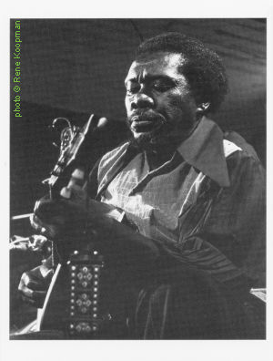 Joe Willie Wilkins during the filming of 'The Friendly Invasion', BBC-TV at the Hollywood Café in Hollywood, Mississippi, June 29, 1973; source: The Blues - A Book of Postcards (Vol. 1).- San Francisco (Pomegranate Artbooks A534), 1995; photographer: Rene Koopman; click to enlarge!